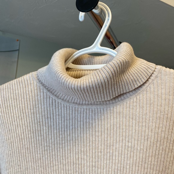 Beige Turtleneck - Picture 4 of 4